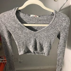 Crop top w/ hoodie